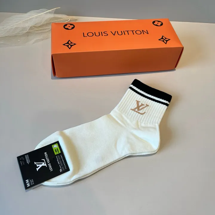 スーパーコピー ルイヴィトン 靴下