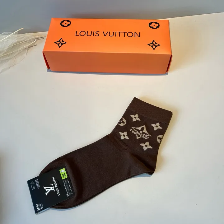 スーパーコピー ルイヴィトン 靴下