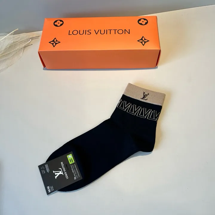 スーパーコピー ルイヴィトン 靴下