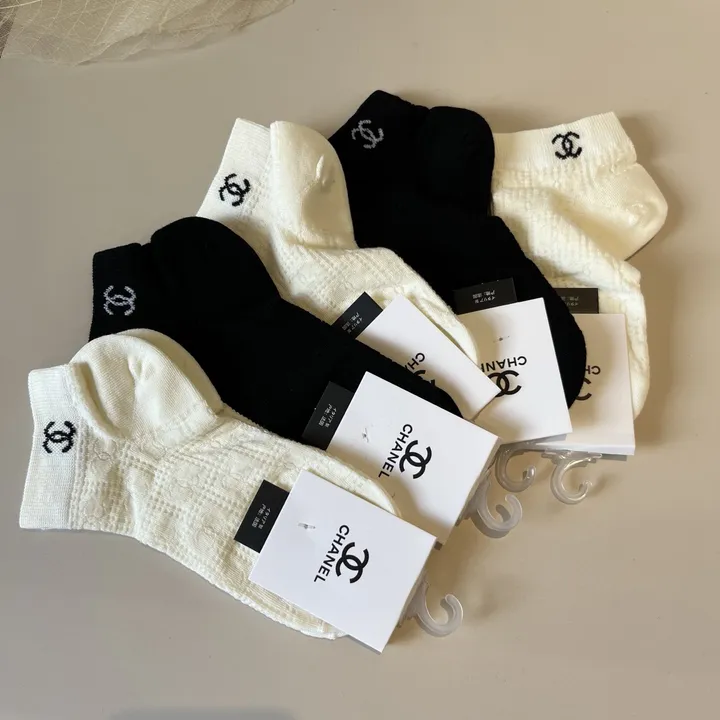 スーパーコピー シャネル 靴下