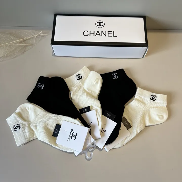スーパーコピー シャネル 靴下