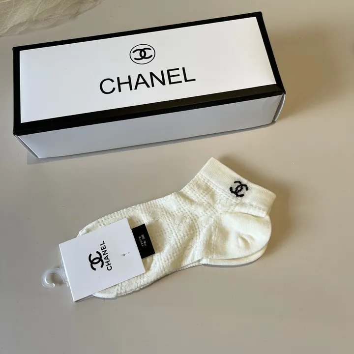 スーパーコピー シャネル 靴下