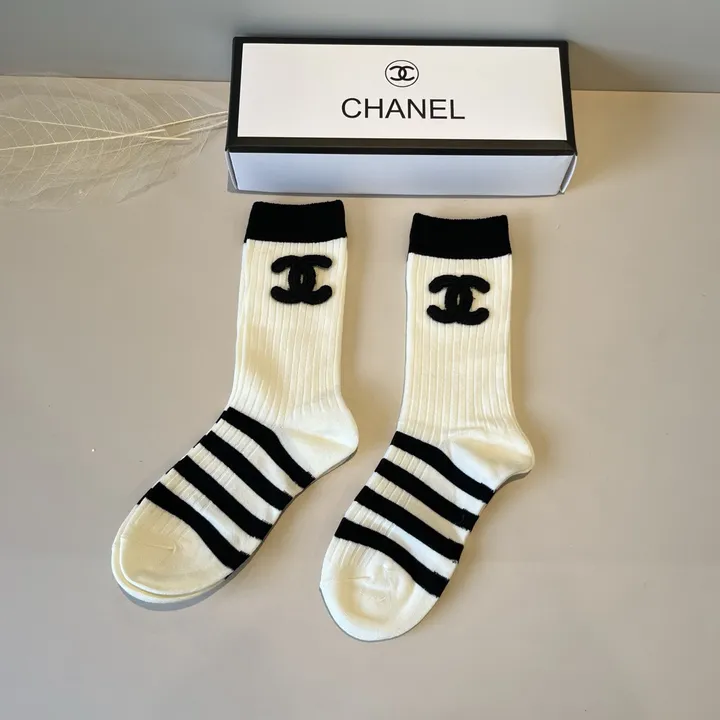 スーパーコピー シャネル 靴下