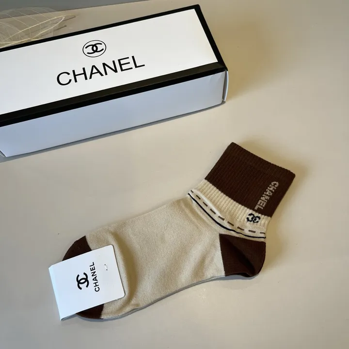 スーパーコピー シャネル 靴下