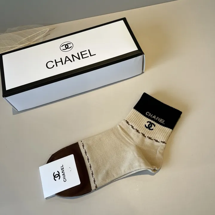 スーパーコピー シャネル 靴下