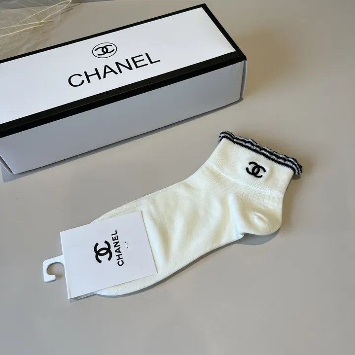スーパーコピー シャネル 靴下