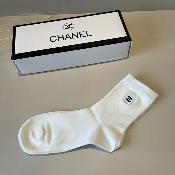 スーパーコピー シャネル 靴下