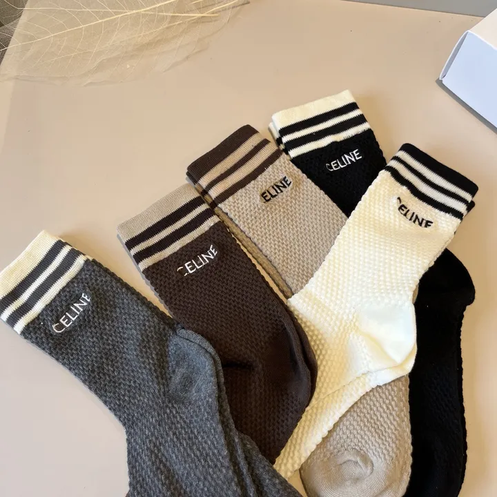 スーパーコピー シャネル 靴下