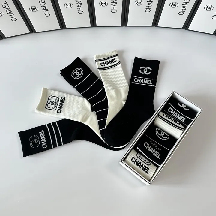 スーパーコピー シャネル 靴下