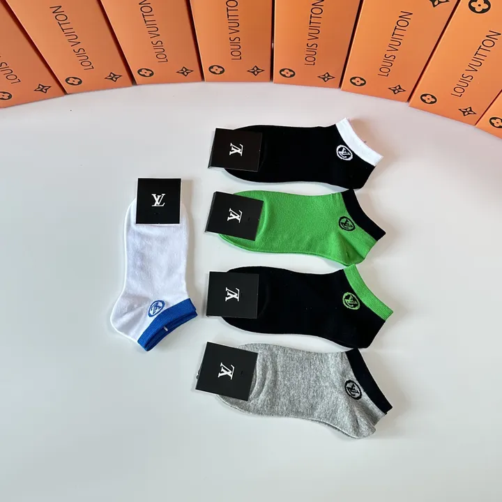 スーパーコピー ルイヴィトン 靴下