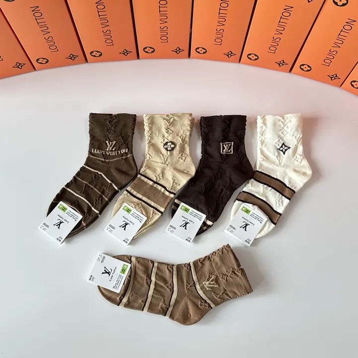 スーパーコピー ルイヴィトン 靴下