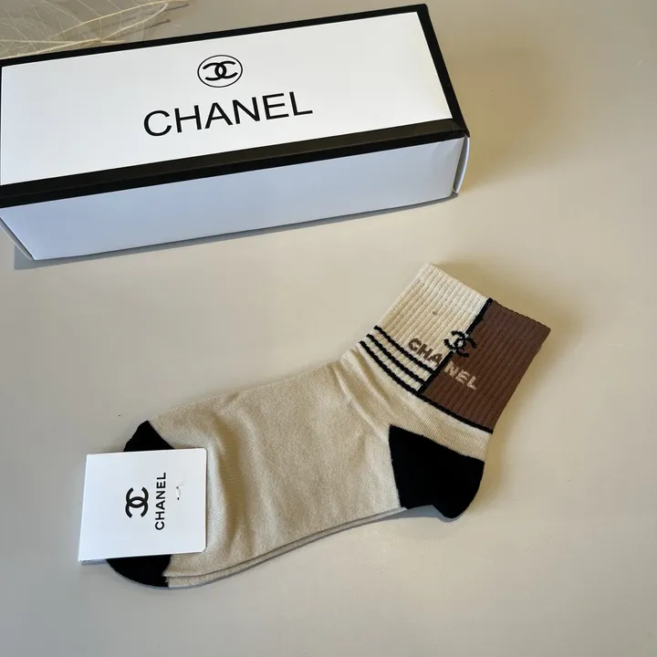 スーパーコピー シャネル 靴下