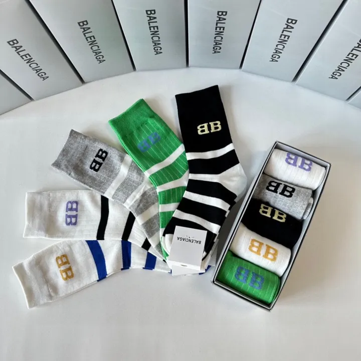 スーパーコピー バレンシアガ 靴下
