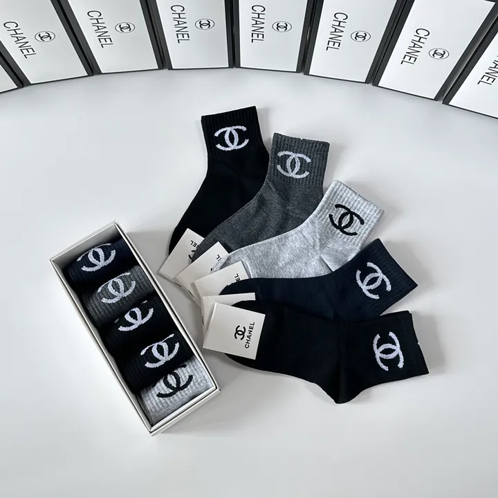 スーパーコピー シャネル 靴下