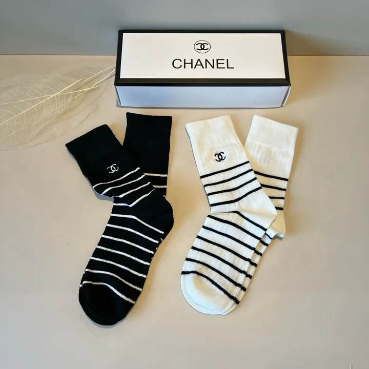 スーパーコピー シャネル 靴下