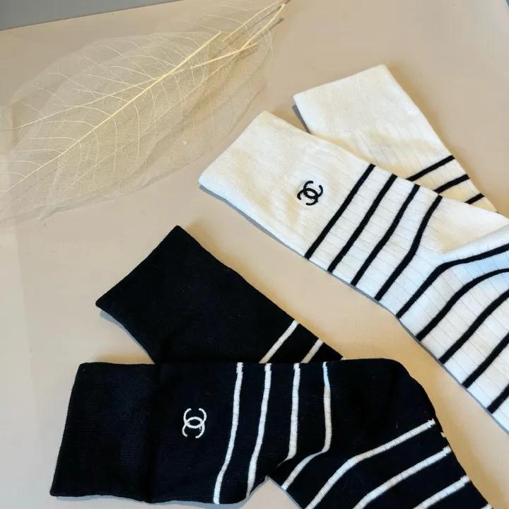 スーパーコピー シャネル 靴下