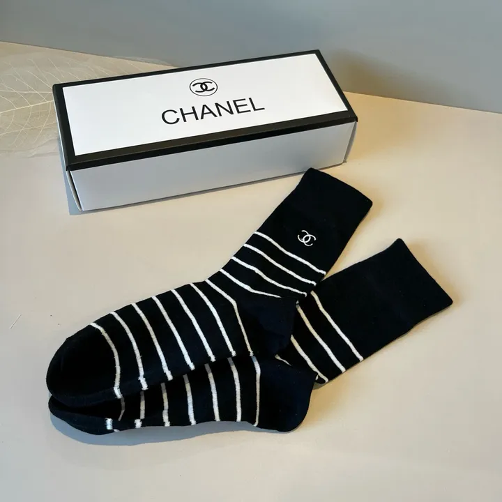 スーパーコピー シャネル 靴下