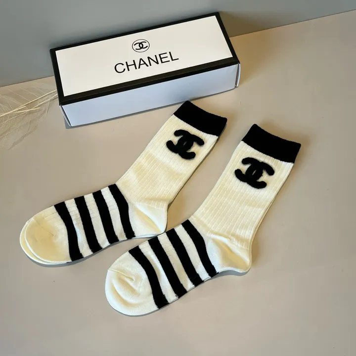 スーパーコピー シャネル 靴下
