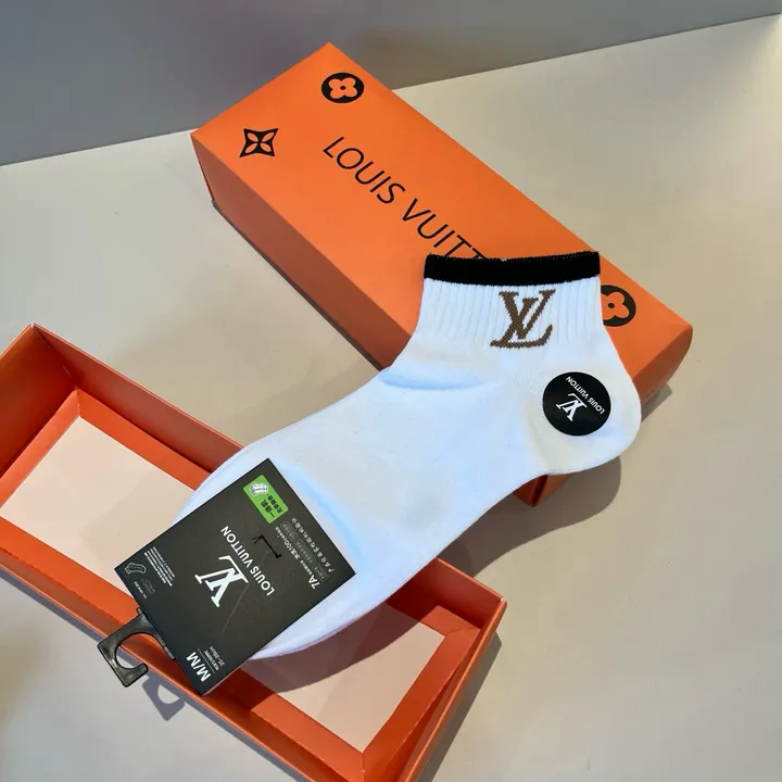 スーパーコピー ルイヴィトン 靴下