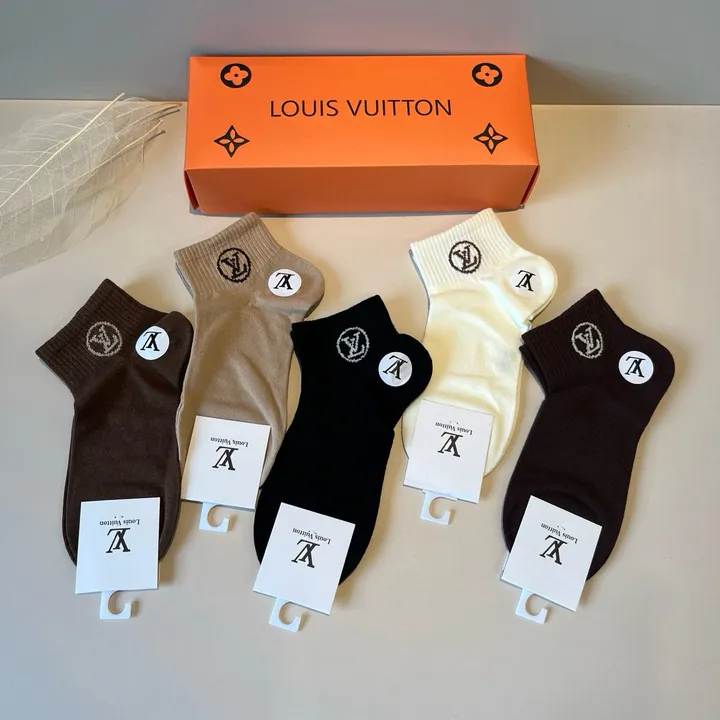 スーパーコピー ルイヴィトン 靴下