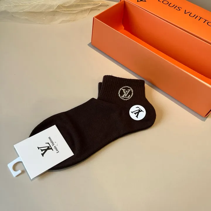 スーパーコピー ルイヴィトン 靴下