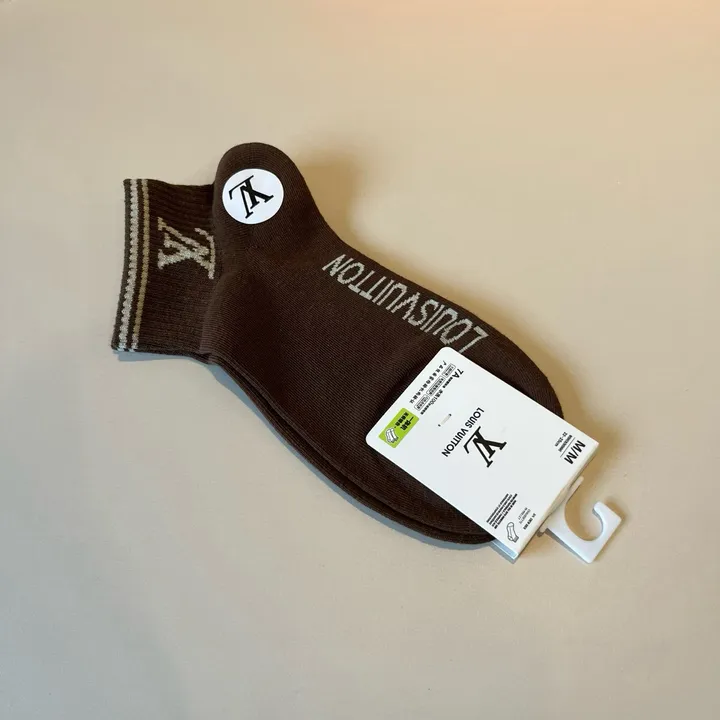 スーパーコピー ルイヴィトン 靴下