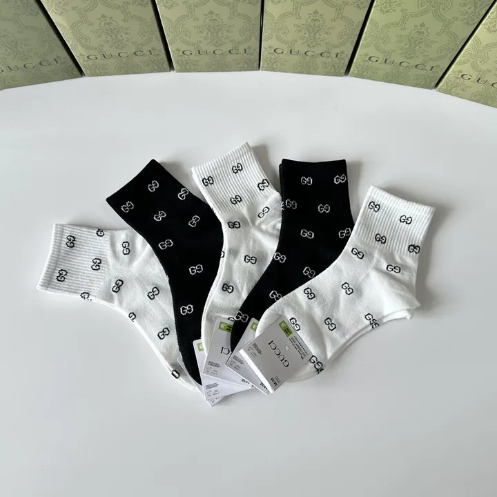 スーパーコピー グッチ 靴下