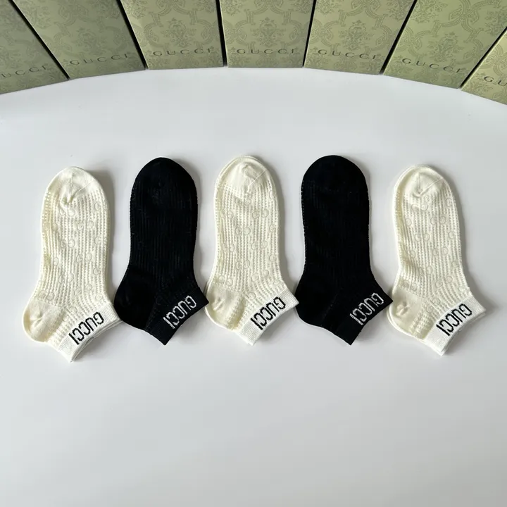 スーパーコピー グッチ 靴下