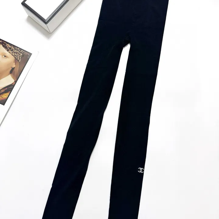 スーパーコピー シャネル 靴下