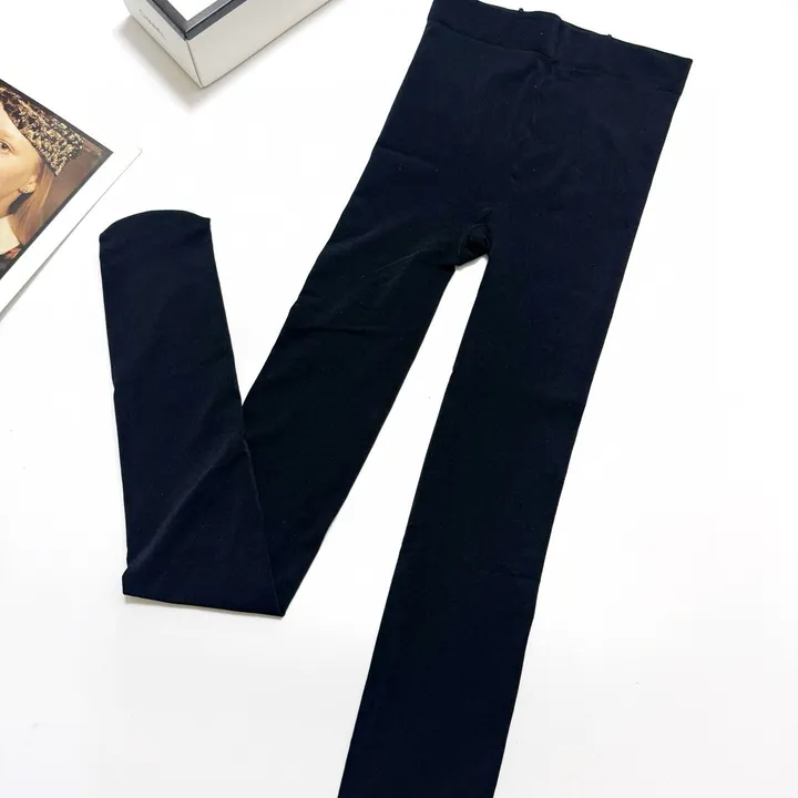 スーパーコピー シャネル 靴下