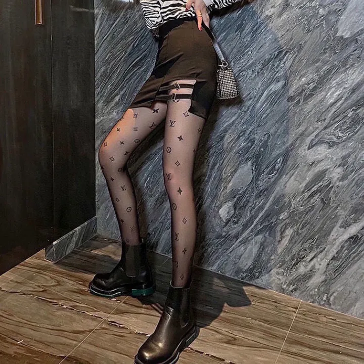 スーパーコピー ルイヴィトン 靴下