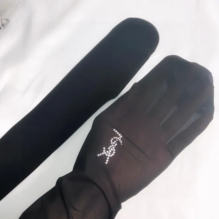 スーパーコピー イブサンローラン 靴下