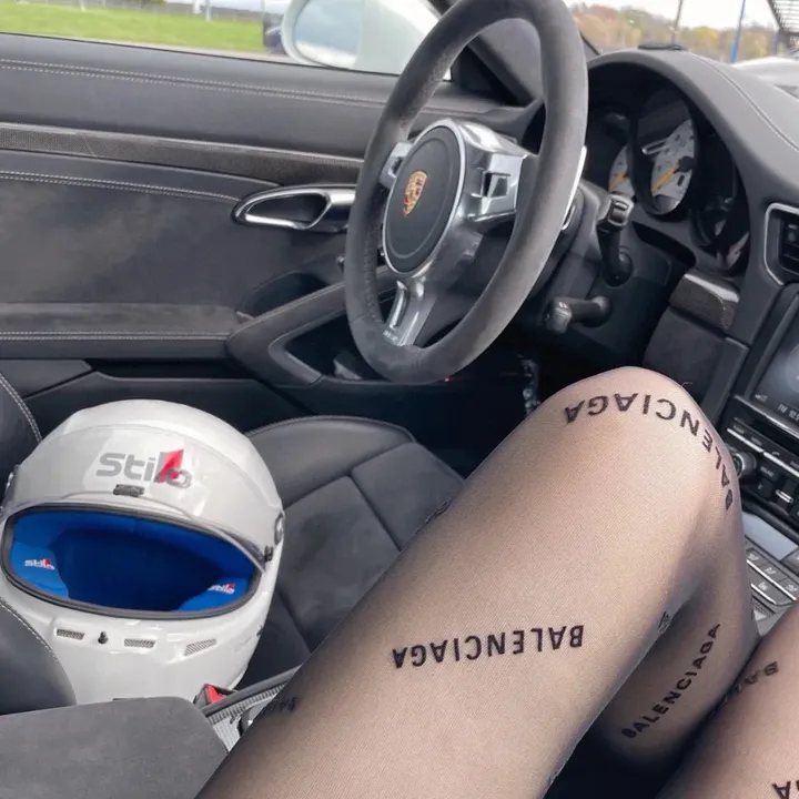 スーパーコピー プラダ 靴下