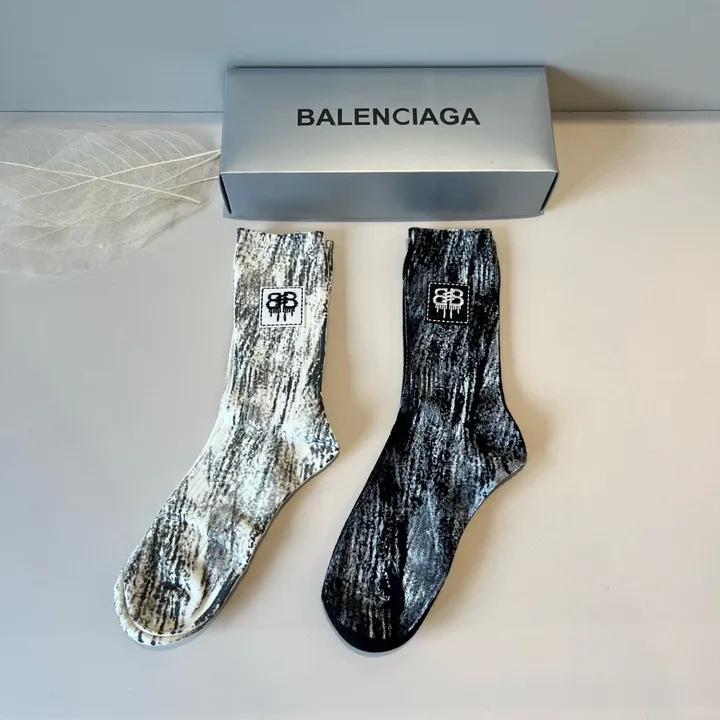 スーパーコピー バレンシアガ 靴下