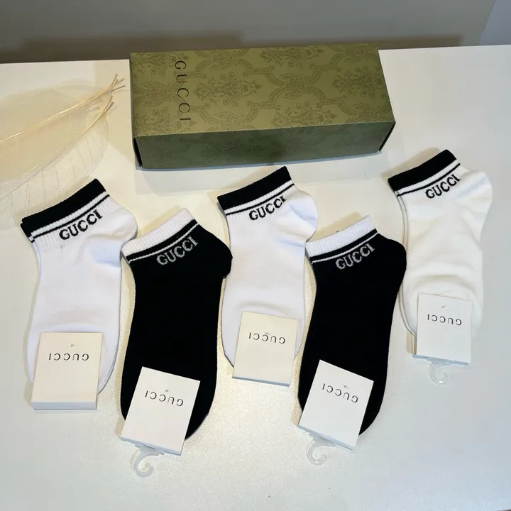 スーパーコピー グッチ 靴下