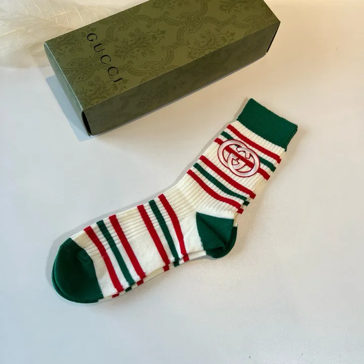 スーパーコピー グッチ 靴下