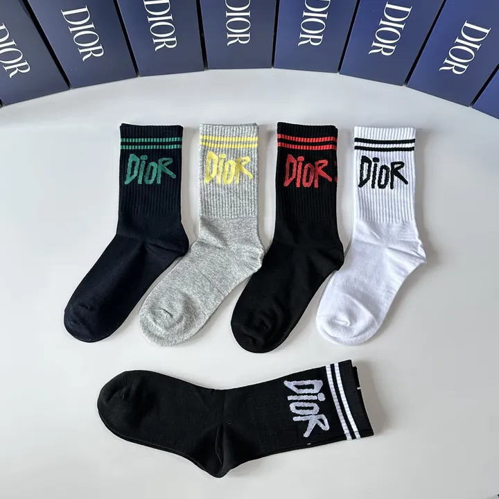 スーパーコピー ディオール 靴下