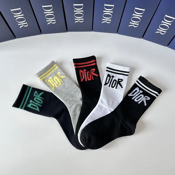 スーパーコピー ディオール 靴下