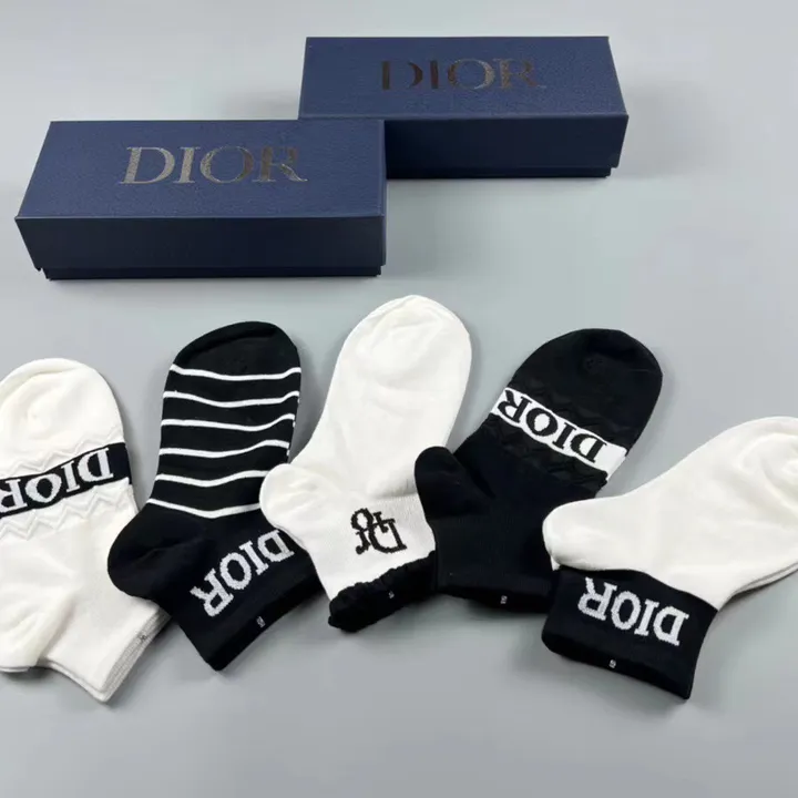 スーパーコピー ディオール 靴下