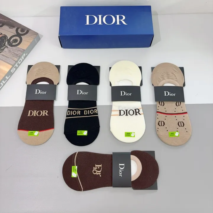 スーパーコピー ディオール 靴下