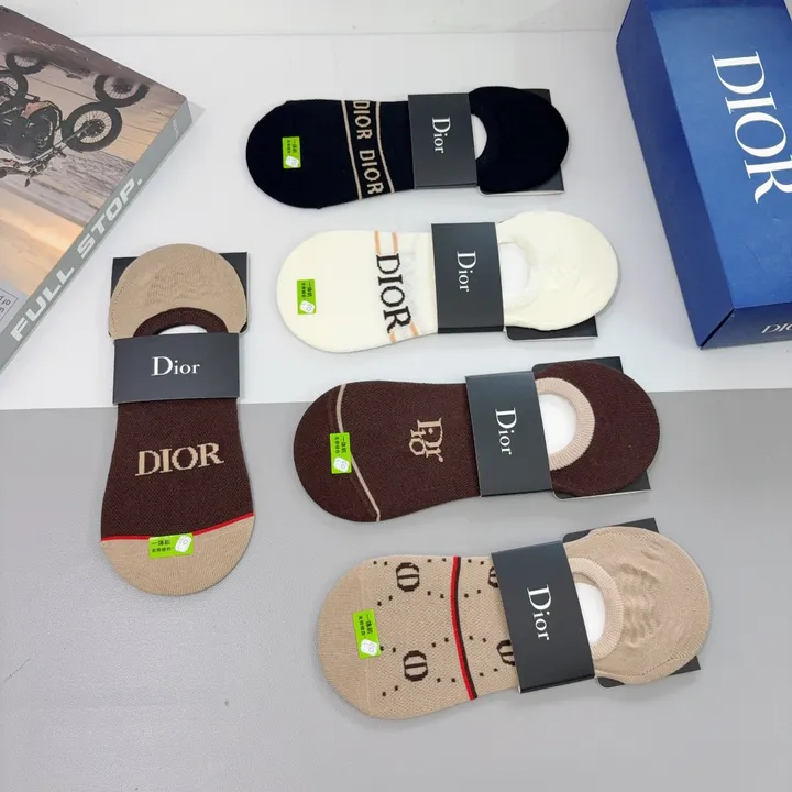 スーパーコピー ディオール 靴下