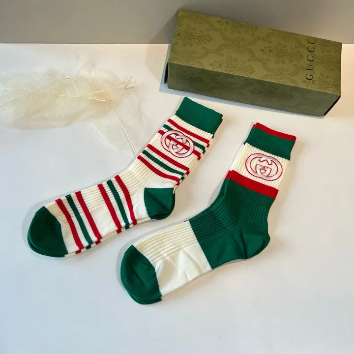 スーパーコピー グッチ 靴下
