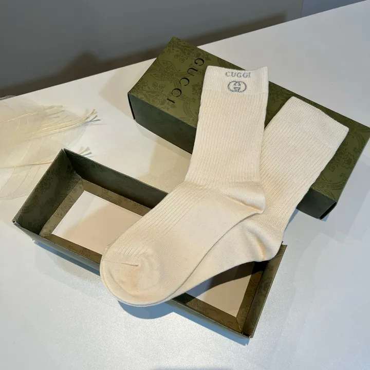 スーパーコピー グッチ 靴下