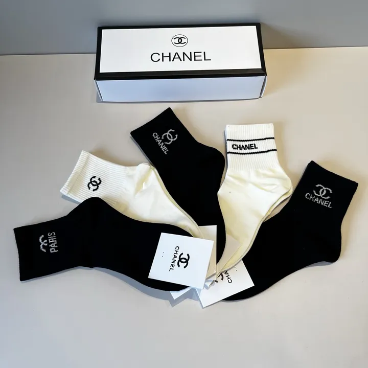 スーパーコピー シャネル 靴下