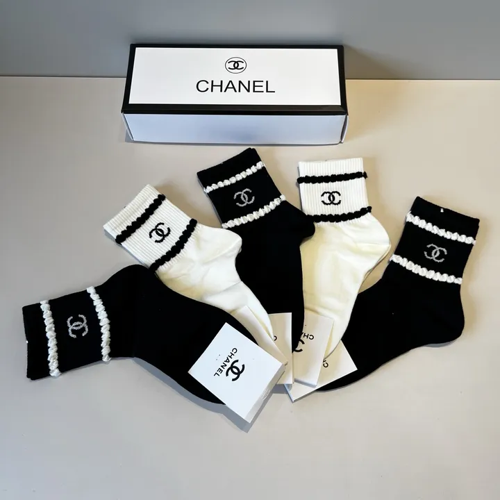 スーパーコピー シャネル 靴下