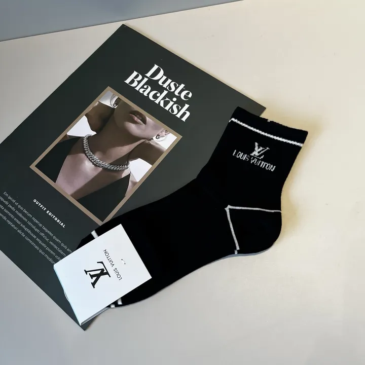 スーパーコピー ルイヴィトン 靴下