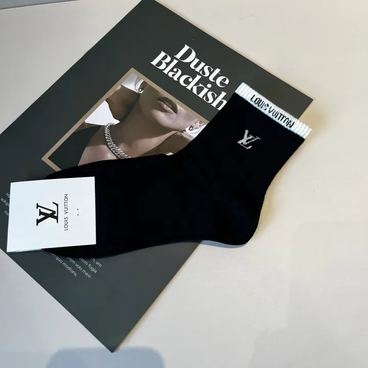 スーパーコピー ルイヴィトン 靴下