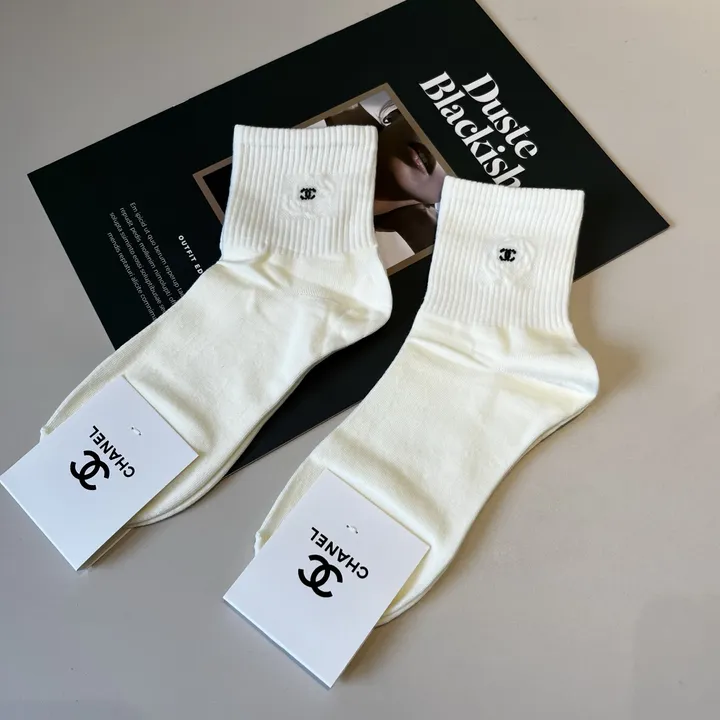 スーパーコピー シャネル 靴下