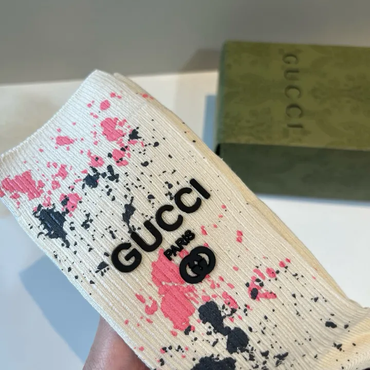 スーパーコピー グッチ 靴下