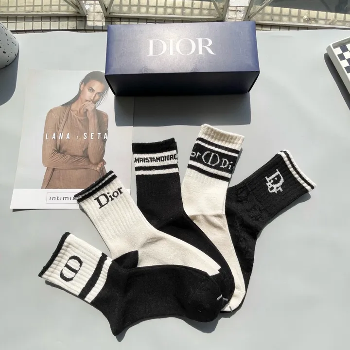 スーパーコピー ディオール 靴下